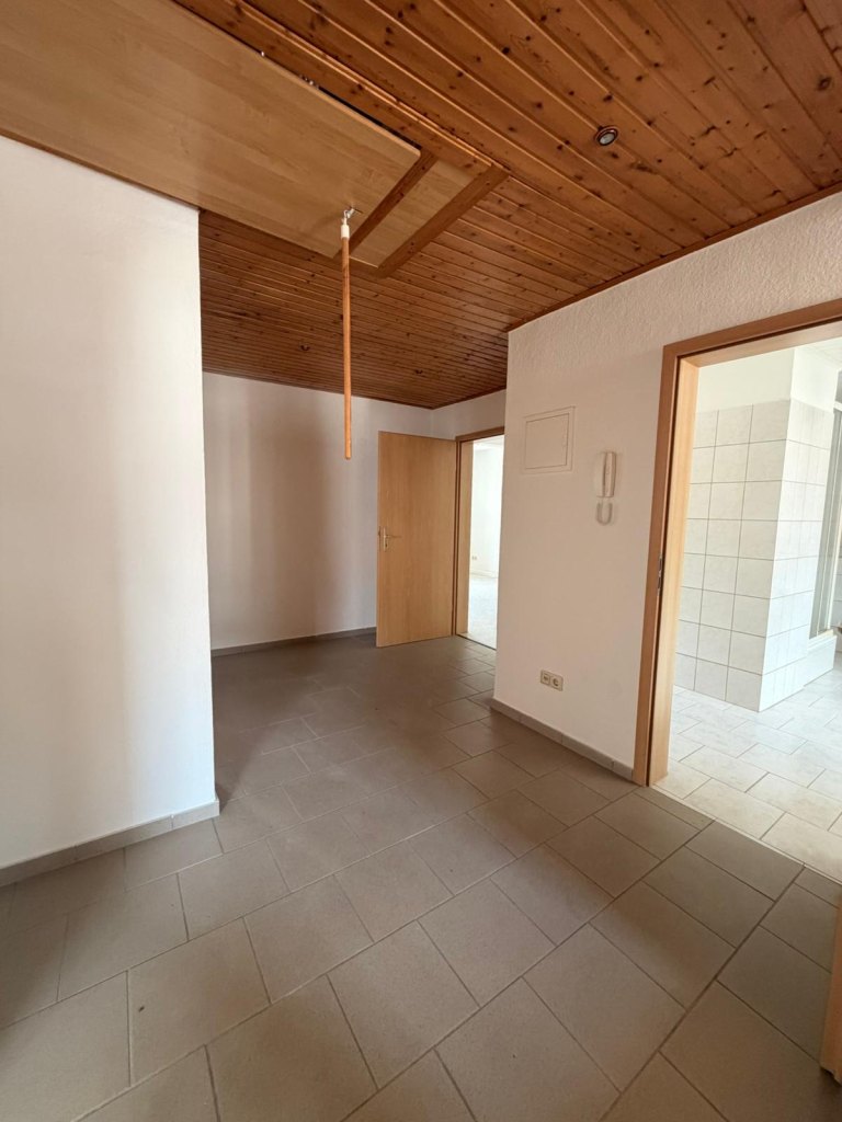 große 2 Zimmer Wohnung in Borna – Foto 3