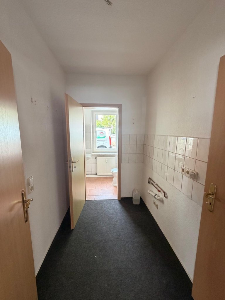 großzügige Gewerbeeinheit in Borna – Foto 3
